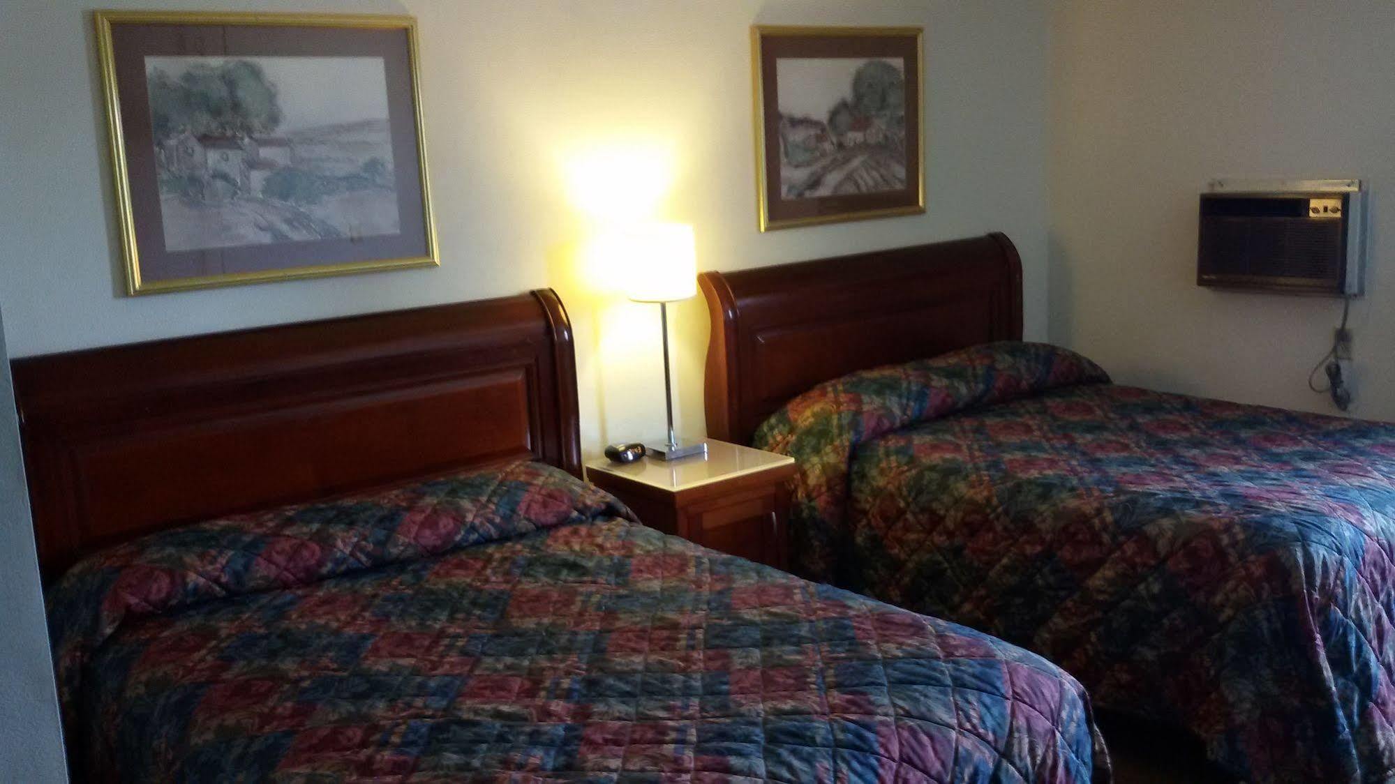 Hotel Blue Top Inn Stevens Point Ngoại thất bức ảnh